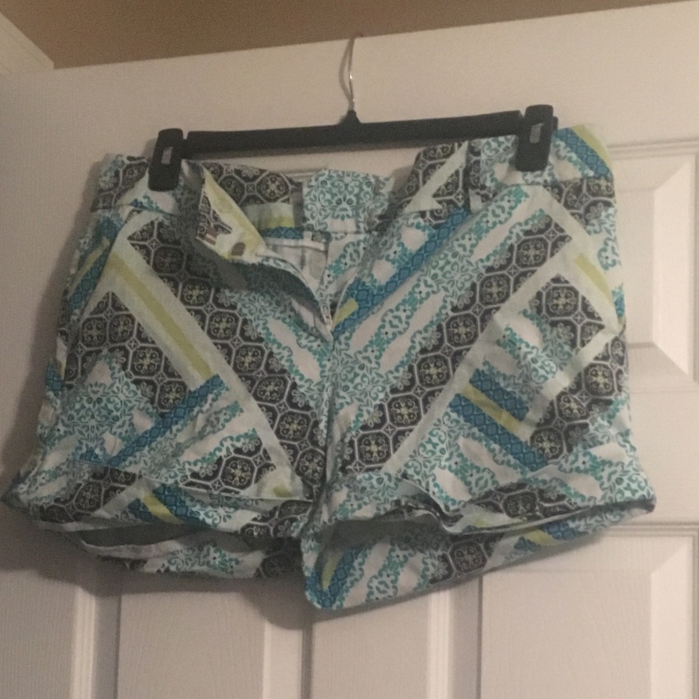 New York and company shorts